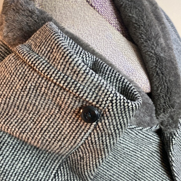 Beautiful men’s vintage wool and faux fur long coat - Picture 4 of 9